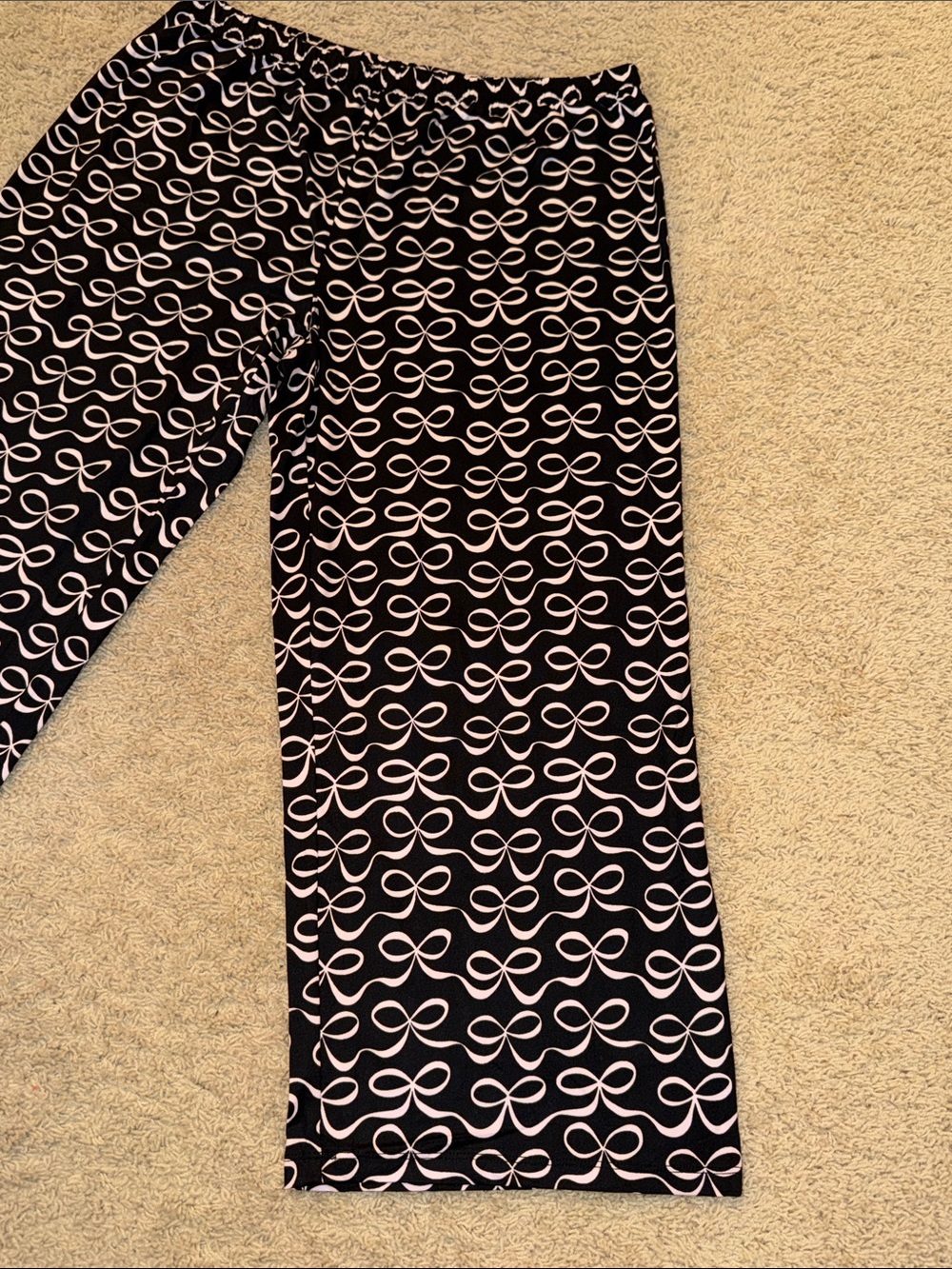 kate spade Black Pajama Set with Pale Pink Bow Print - Picture 12 of 15